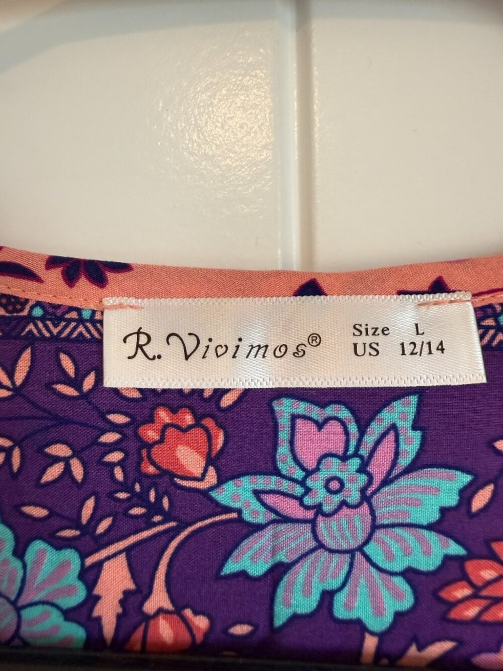 R Vivimos vibrant floral bohemian maxi dress. Size L - Picture 2 of 6